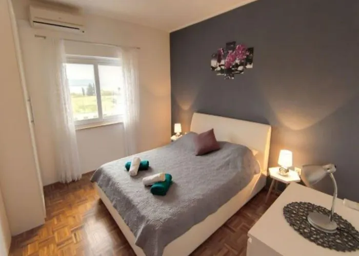 Miljenko Apartman Dobropoljana