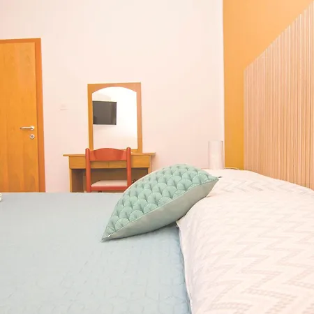 Miljenko Apartment Dobropoljana