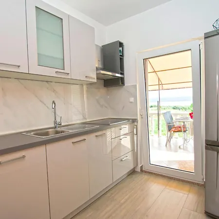 Apartment Miljenko *